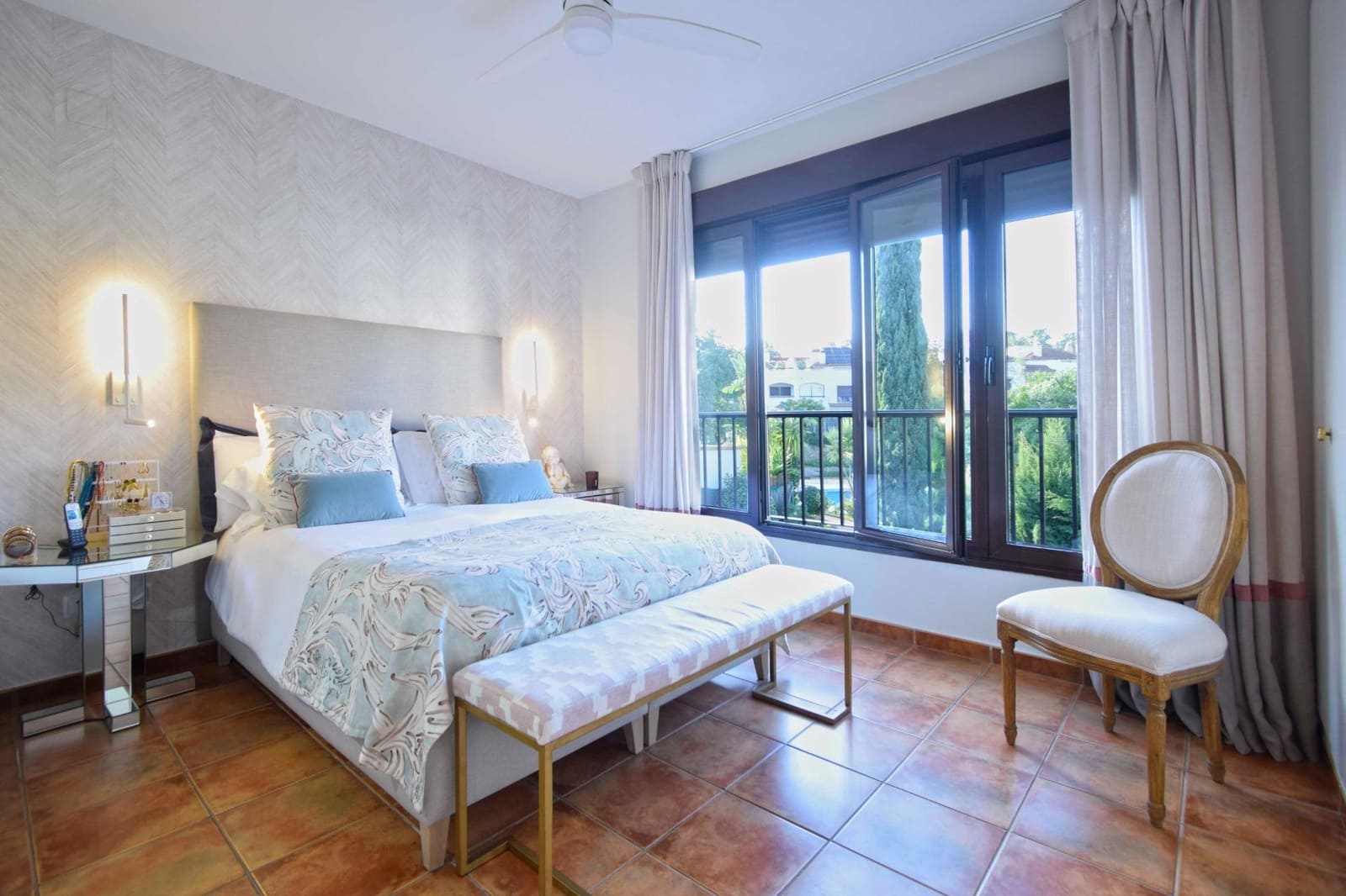 5 sypialnia Dom blizniak na sprzedaż w Las Pajanosas z basenem garażem - 299 000 € (Ref: 9401160)