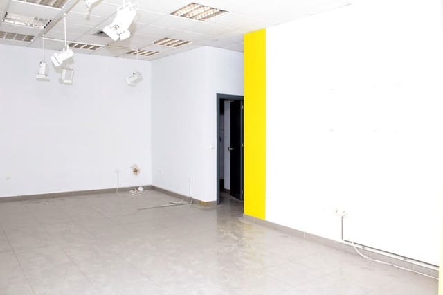 Local Comercial en Sevilla ciudad en alquiler - 3.000 € (Ref: 9403472)
