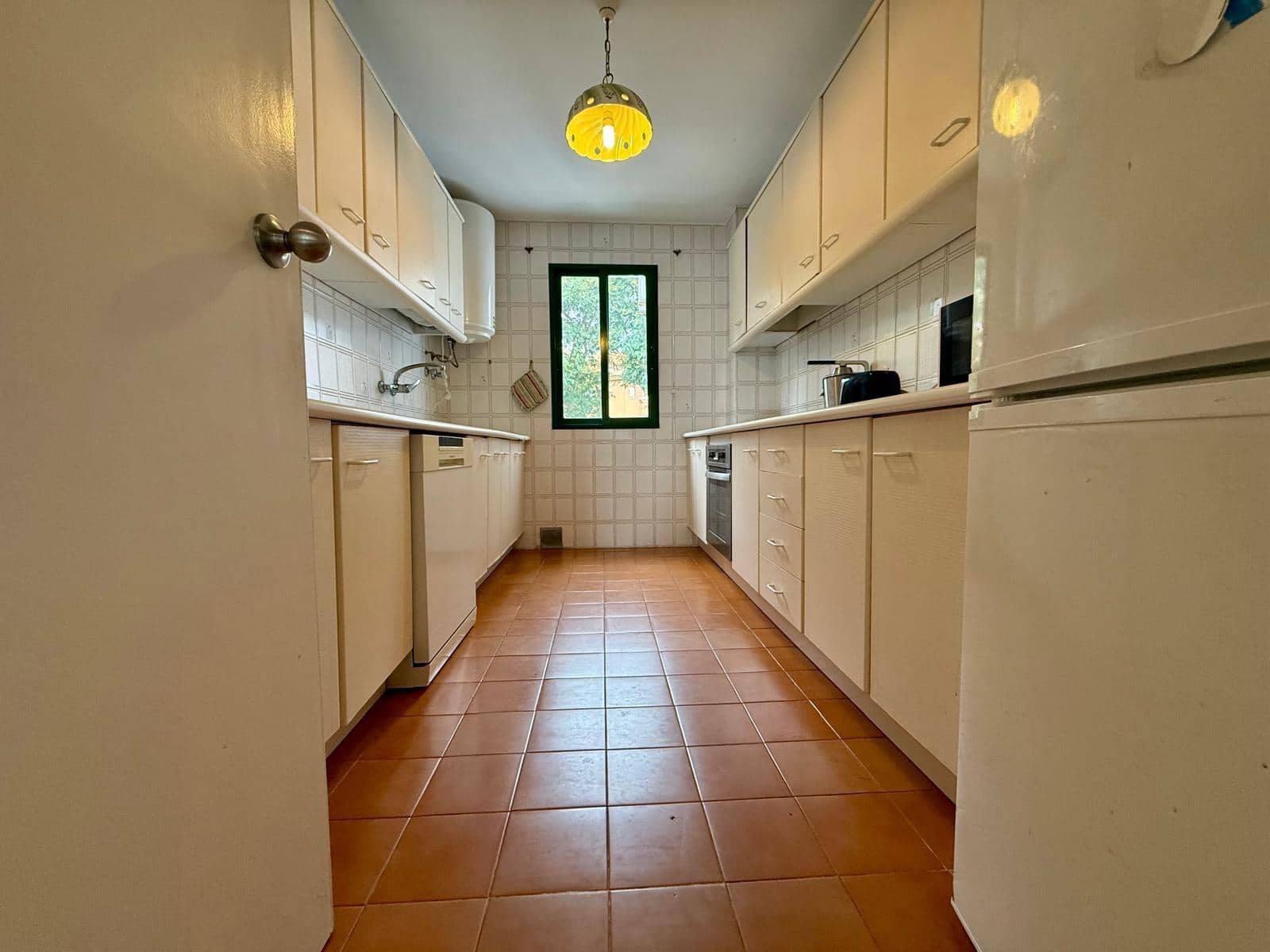 4 bedroom Flat for sale in El Puerto de Santa Maria with pool garage - € 430,000 (Ref: 9414174)