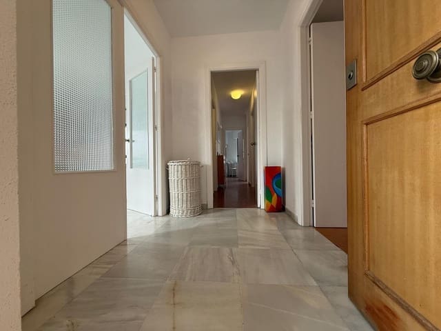 4 soveværelse Lejlighed til salg i El Puerto de Santa María med swimmingpool garage - € 430.000 (Ref: 9414174)