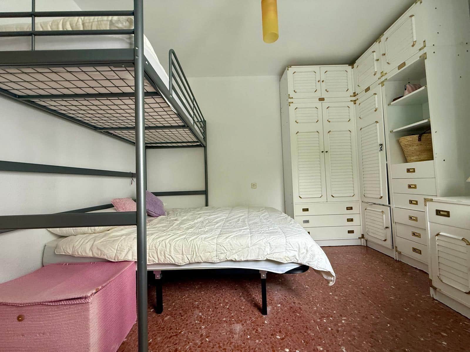 4 bedroom Flat for sale in El Puerto de Santa Maria with pool garage - € 430,000 (Ref: 9414174)