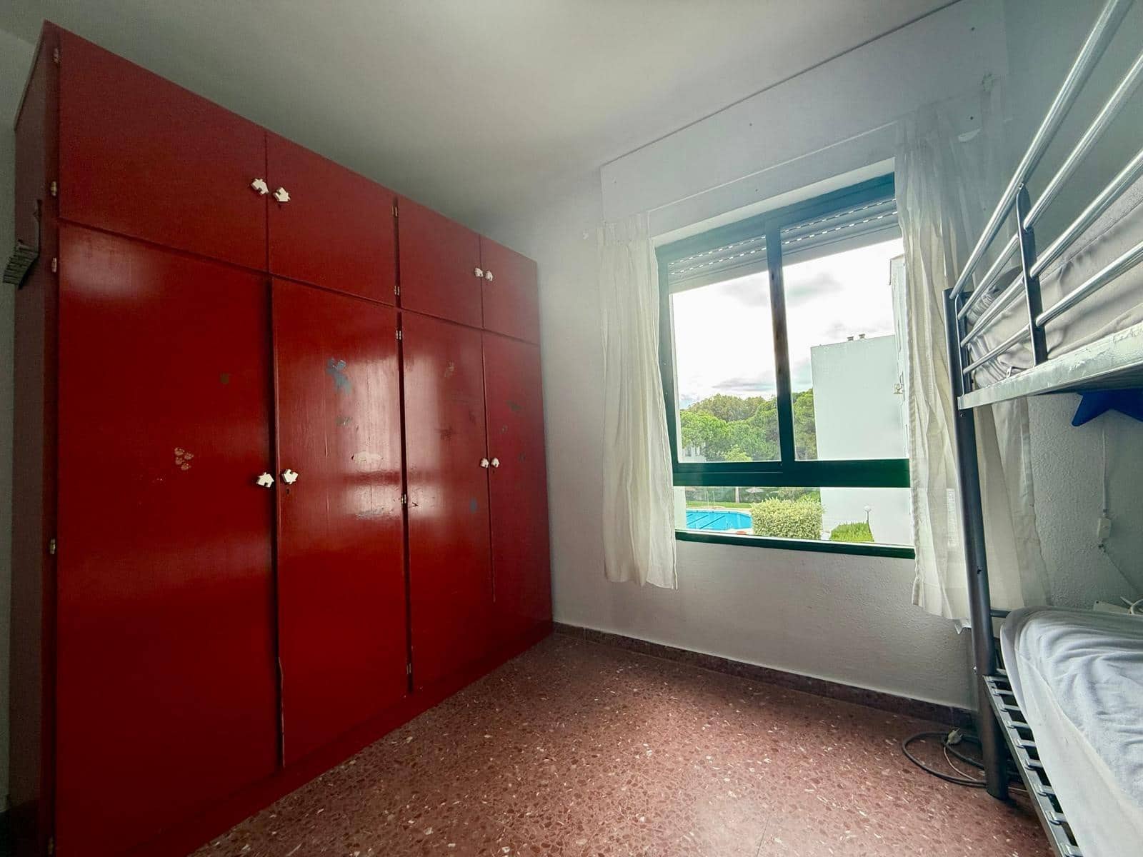 4 bedroom Flat for sale in El Puerto de Santa Maria with pool garage - € 430,000 (Ref: 9414174)