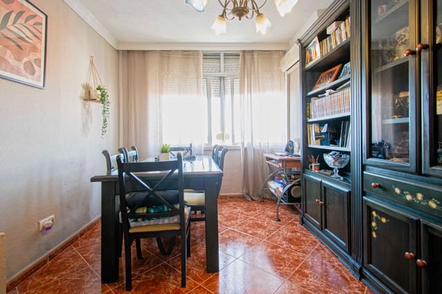 2 quarto Apartamento para venda em Gines com piscina - 130 000 € (Ref: 9414176)