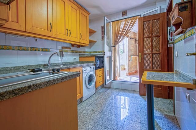 4 sypialnia Dom szeregowy na sprzedaż w Bormujos - 265 000 € (Ref: 9414177)