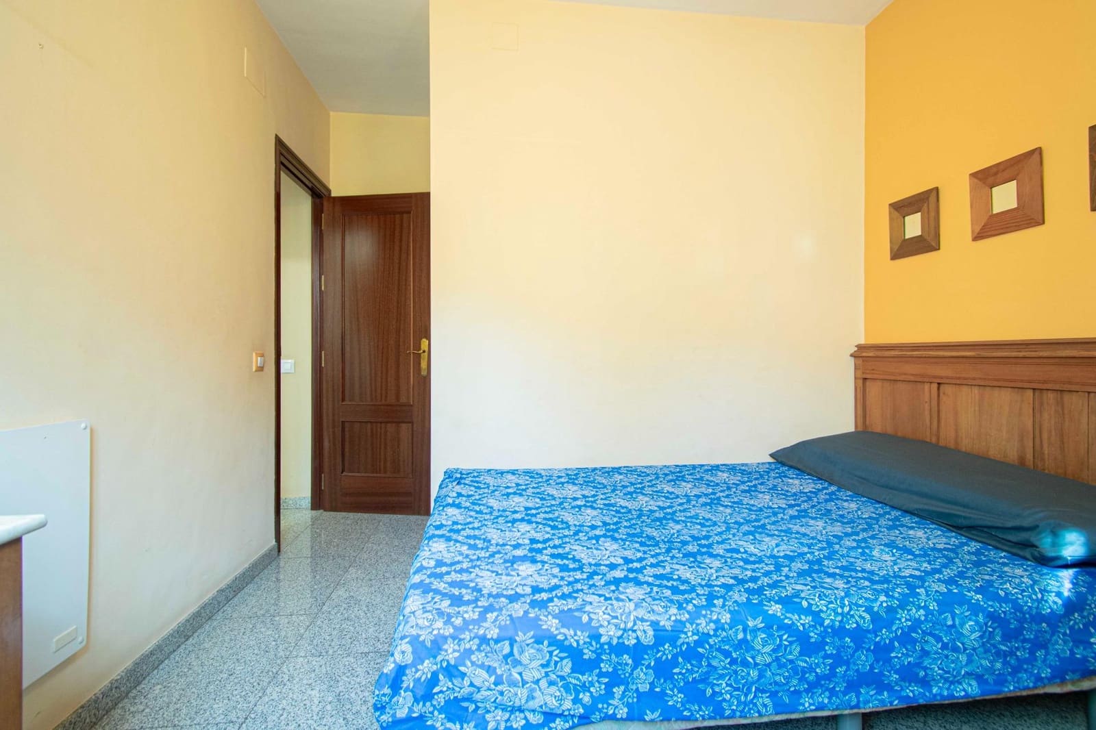 4 makuuhuone Rivitalo myytävänä paikassa Bormujos - 265 000 € (Ref: 9414177)