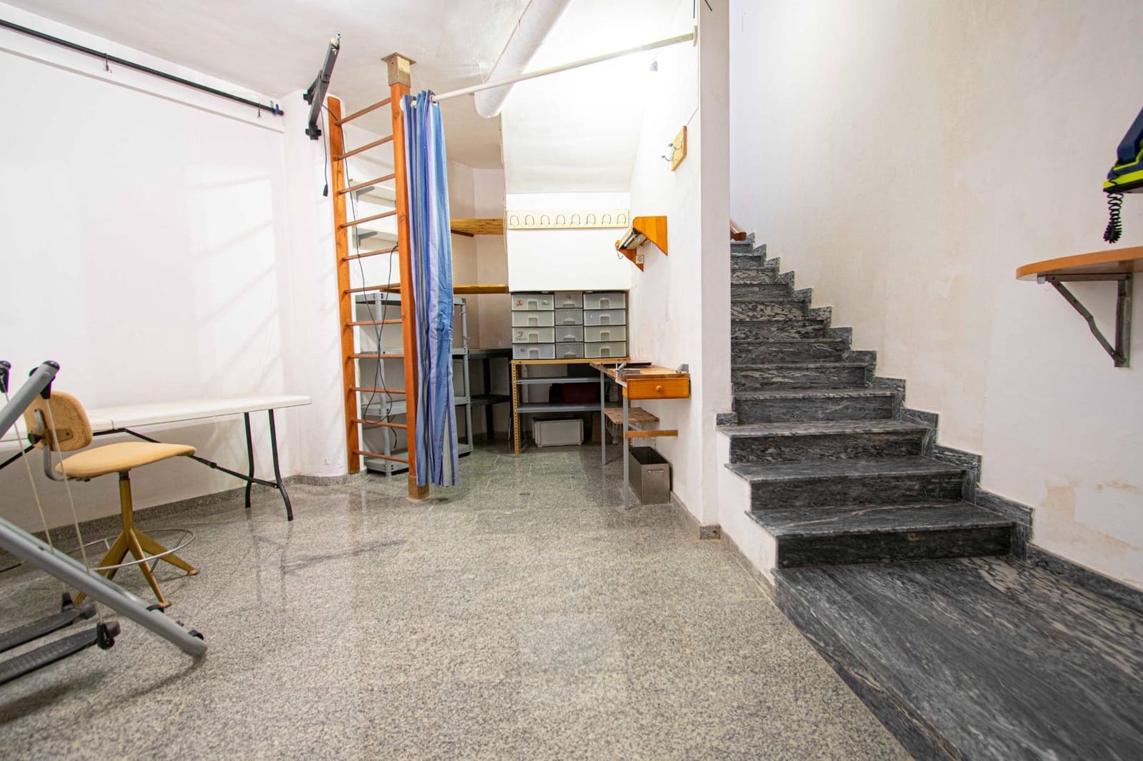 4 bedroom Terraced Villa for sale in Bormujos - € 225,000 (Ref: 9414177)
