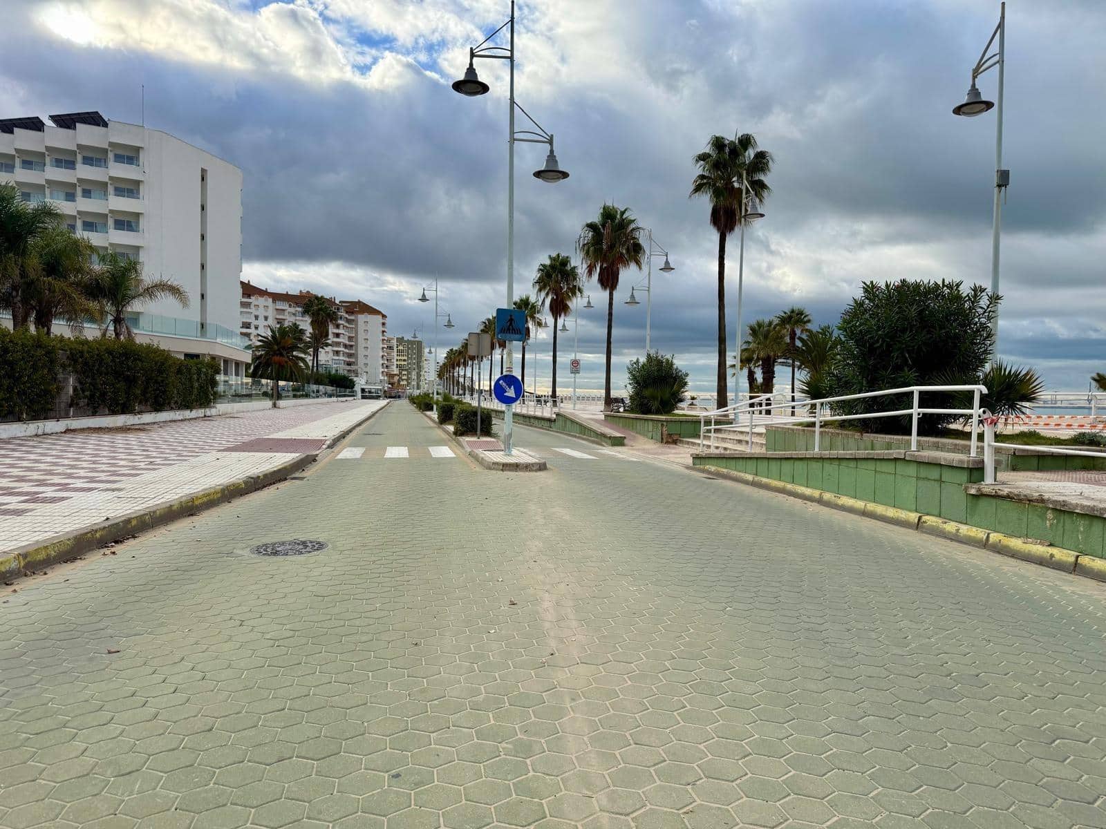 3 bedroom Flat for sale in El Puerto de Santa Maria - € 354,100 (Ref: 9416016)