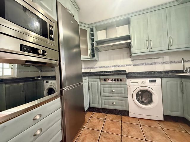 3 soveværelse Lejlighed til salg i El Puerto de Santa María med swimmingpool - € 200.000 (Ref: 9416018)