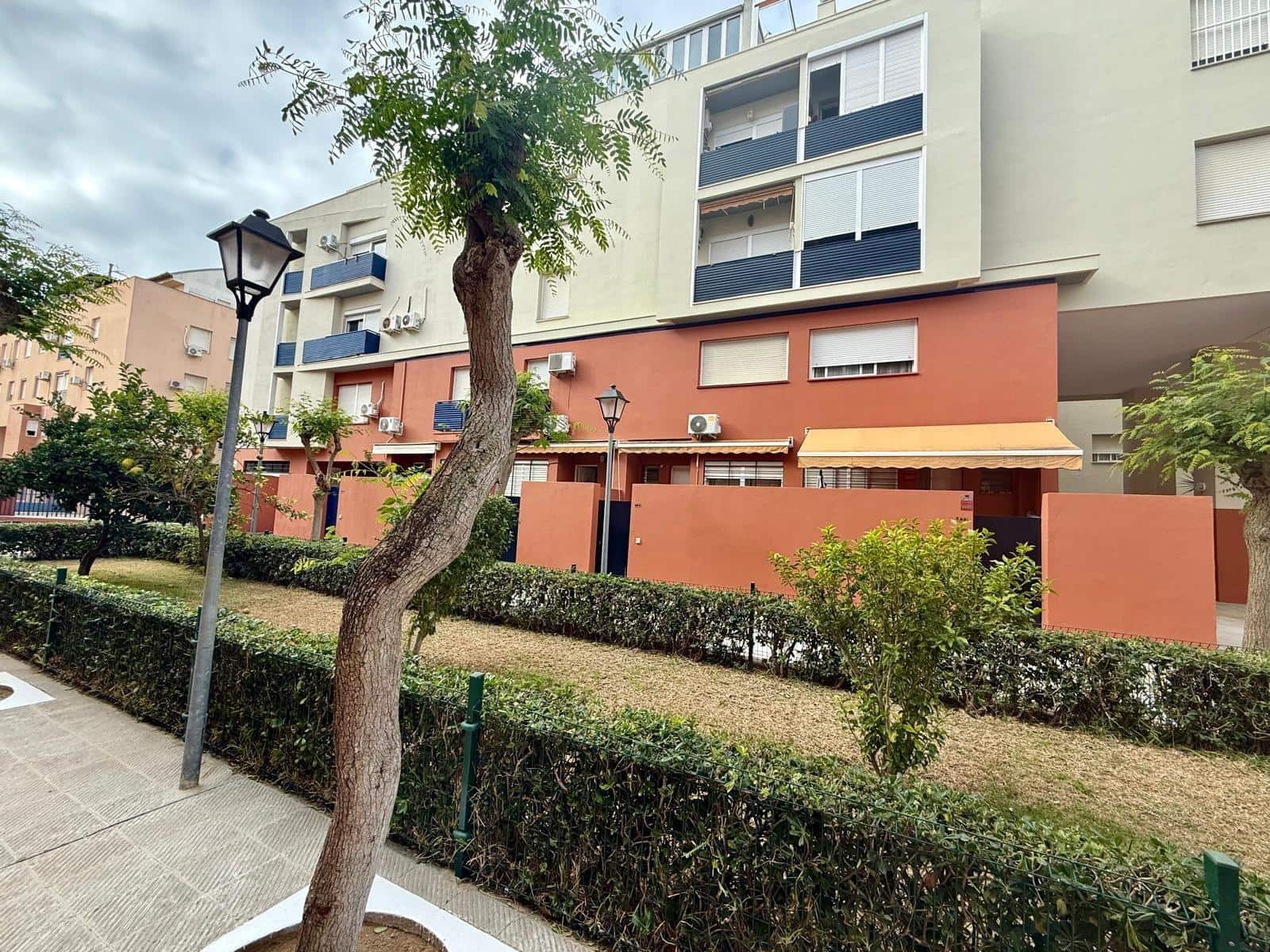 3 soveværelse Lejlighed til salg i El Puerto de Santa Maria med swimmingpool - € 200.000 (Ref: 9416018)