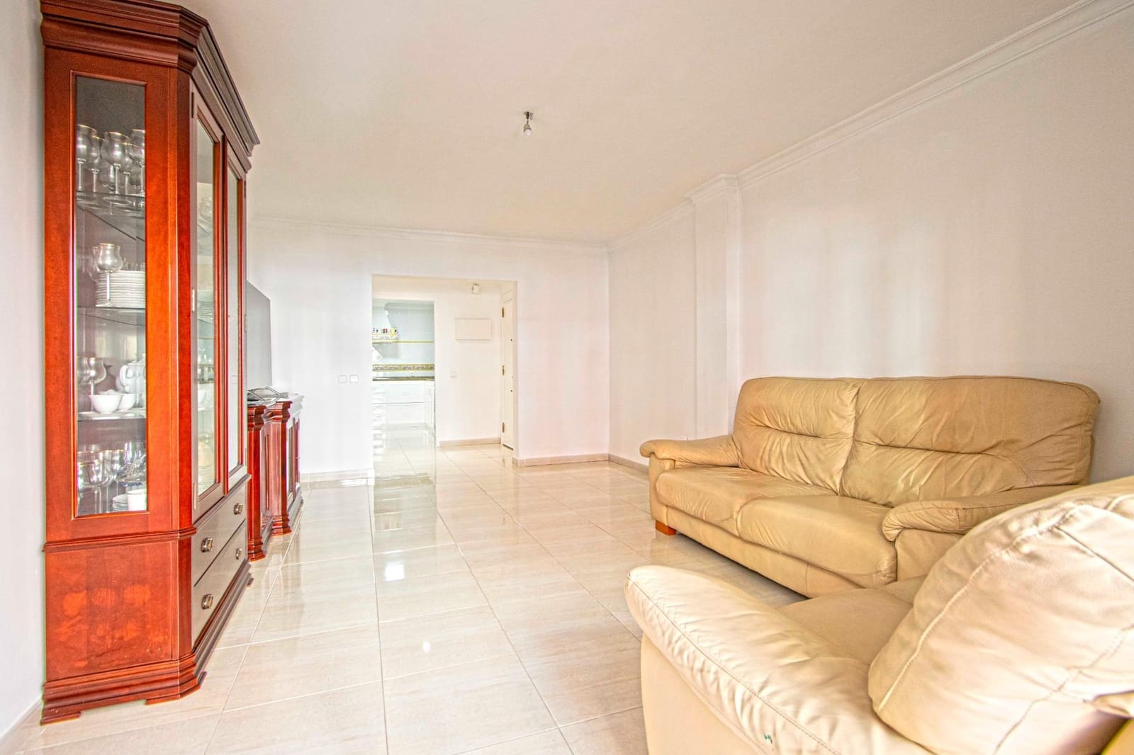 4 sovrum Lägenhet till salu i Sevilla stad med pool - 298 000 € (Ref: 9416019)