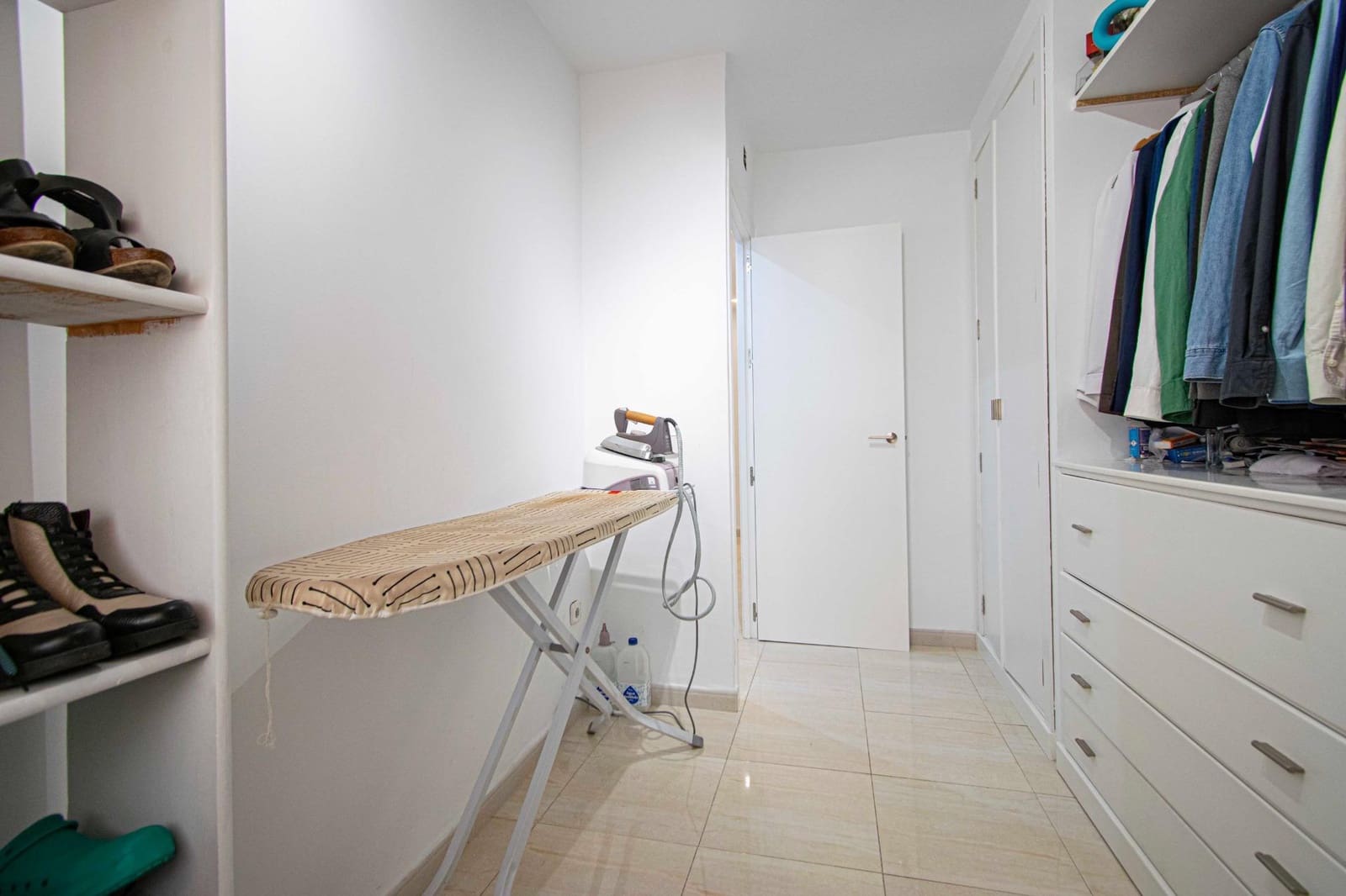 4 sovrum Lägenhet till salu i Sevilla stad med pool - 298 000 € (Ref: 9416019)