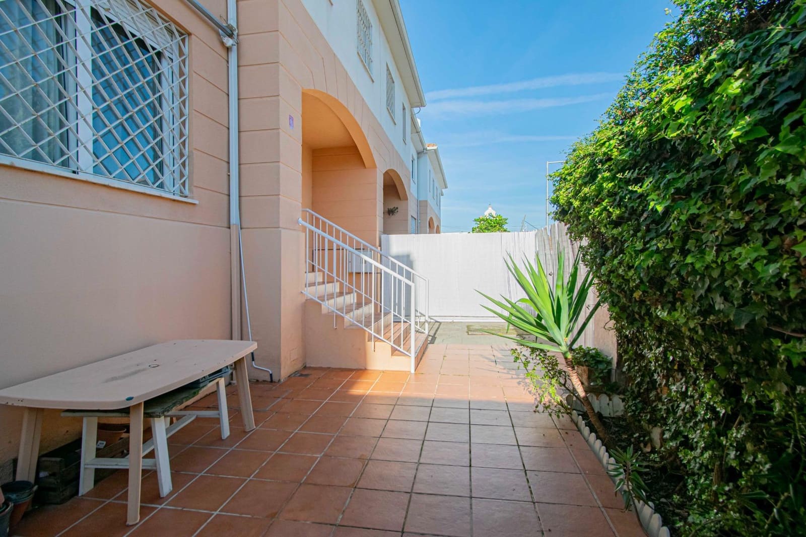 5 chambre Villa/Maison Mitoyenne à vendre à San Juan de Aznalfarache avec piscine - 315 000 € (Ref: 9416020)