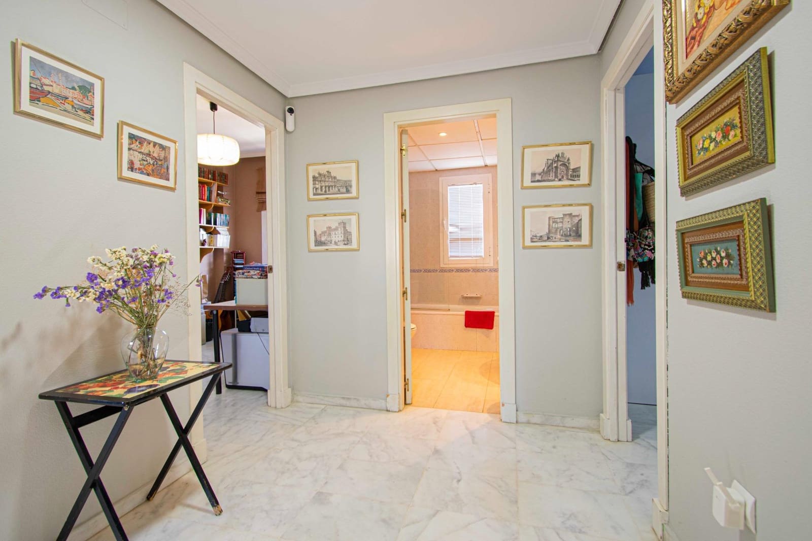 5 chambre Villa/Maison Mitoyenne à vendre à San Juan de Aznalfarache avec piscine - 315 000 € (Ref: 9416020)