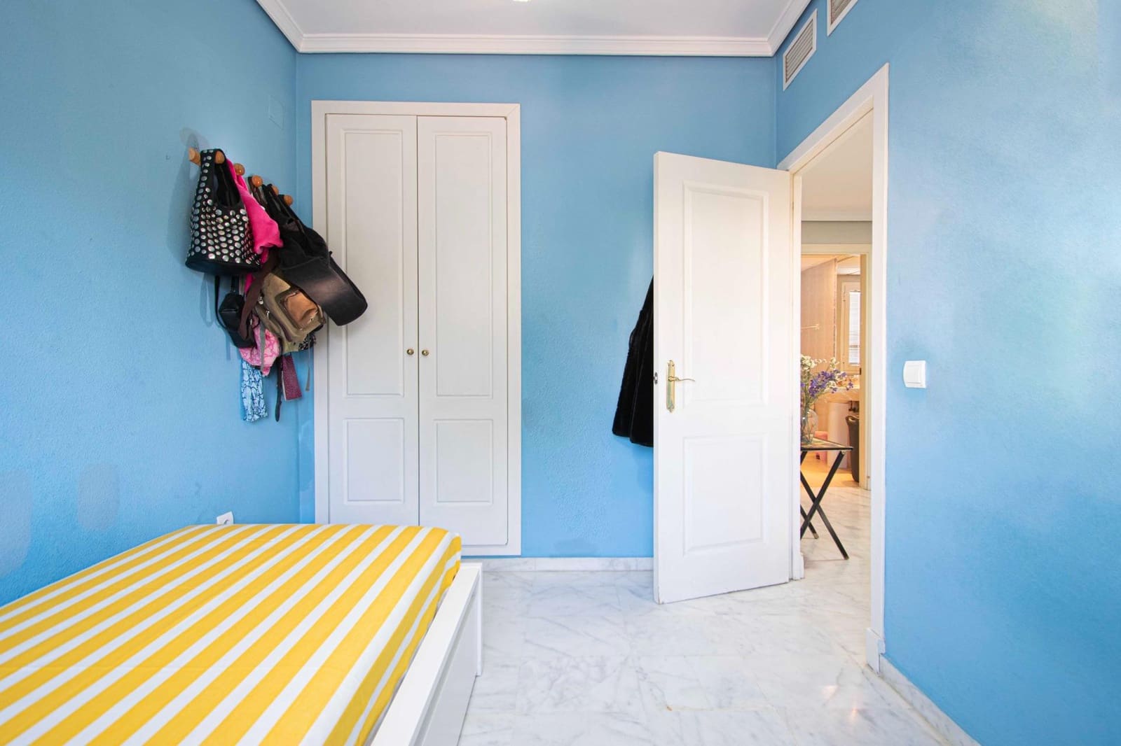 5 chambre Villa/Maison Mitoyenne à vendre à San Juan de Aznalfarache avec piscine - 315 000 € (Ref: 9416020)