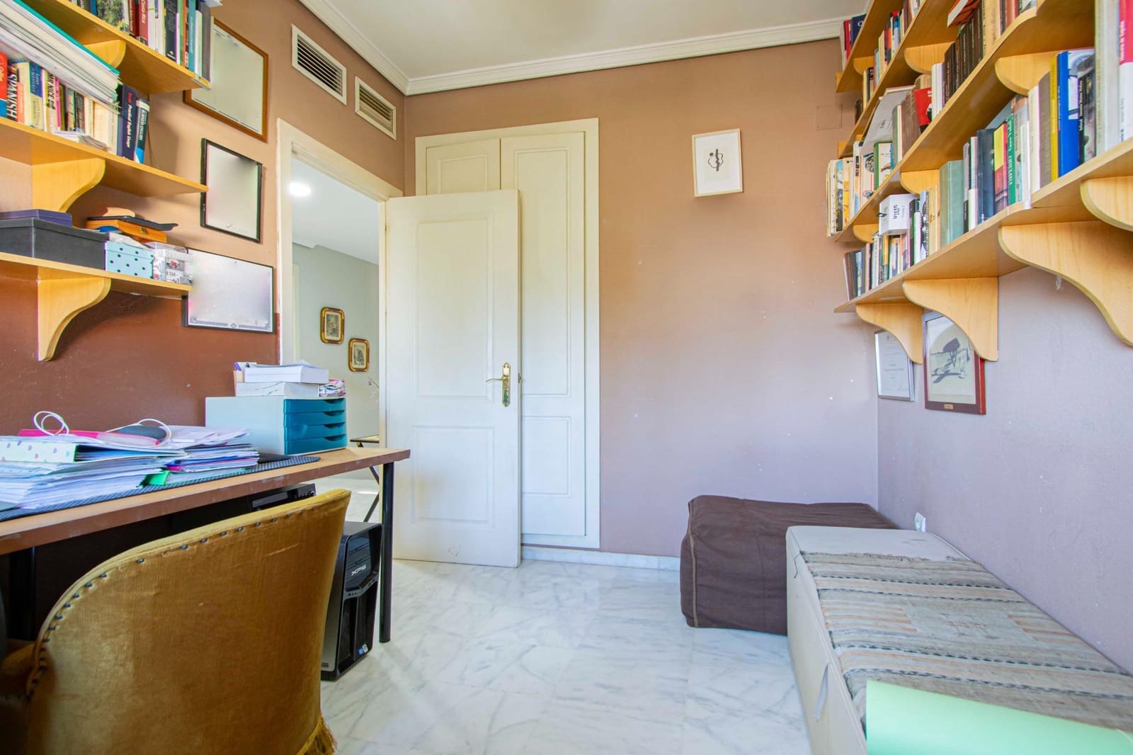 5 bedroom Terraced Villa for sale in San Juan de Aznalfarache with pool - € 315,000 (Ref: 9416020)