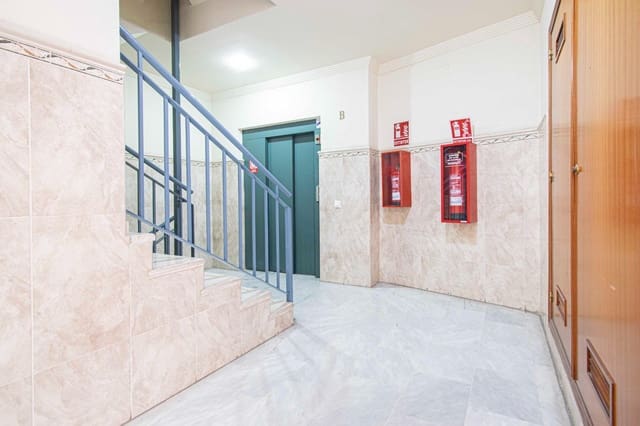 2 quarto Apartamento para venda em La Plata, Sevilha cidade com garagem - 158 000 € (Ref: 9419854)