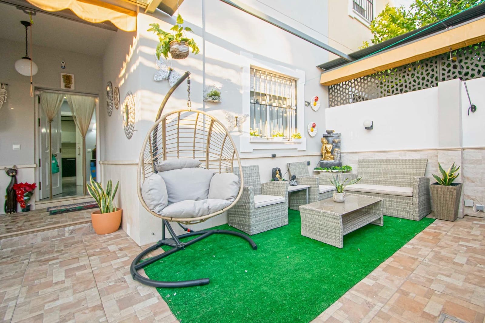 4 soveværelse Villa til salg i Espartinas med swimmingpool - € 414.520 (Ref: 9424025)