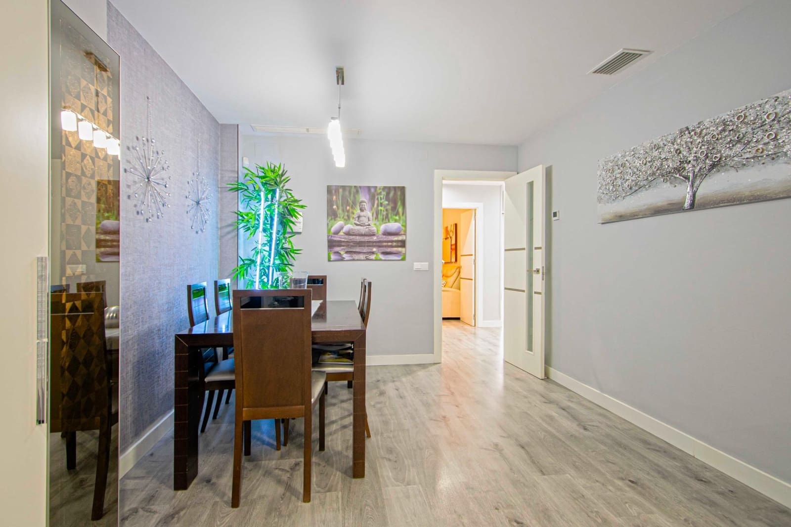 4 soveværelse Villa til salg i Espartinas med swimmingpool - € 414.520 (Ref: 9424025)