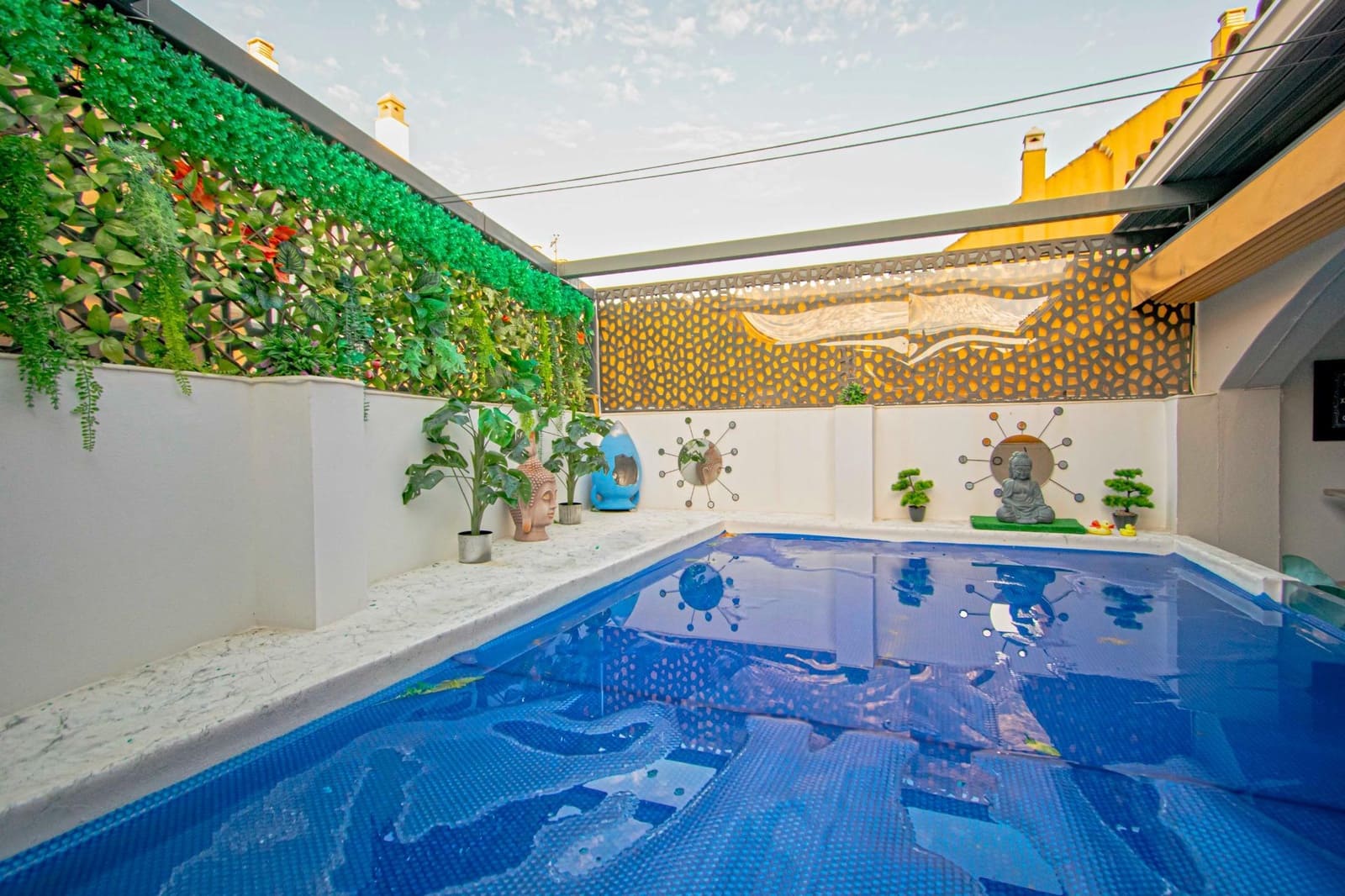 4 soveværelse Villa til salg i Espartinas med swimmingpool - € 414.520 (Ref: 9424025)