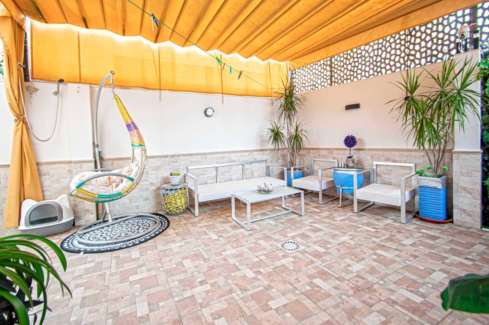 4 soveværelse Villa til salg i Espartinas med swimmingpool - € 414.520 (Ref: 9424025)