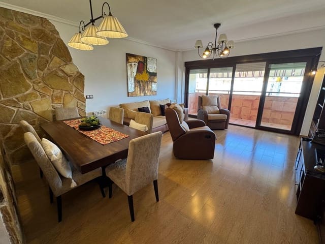 3 sypialnia Penthouse do wynajęcia w Miasto Sewilla z basenem garażem - 1 700 € (Ref: 9427289)