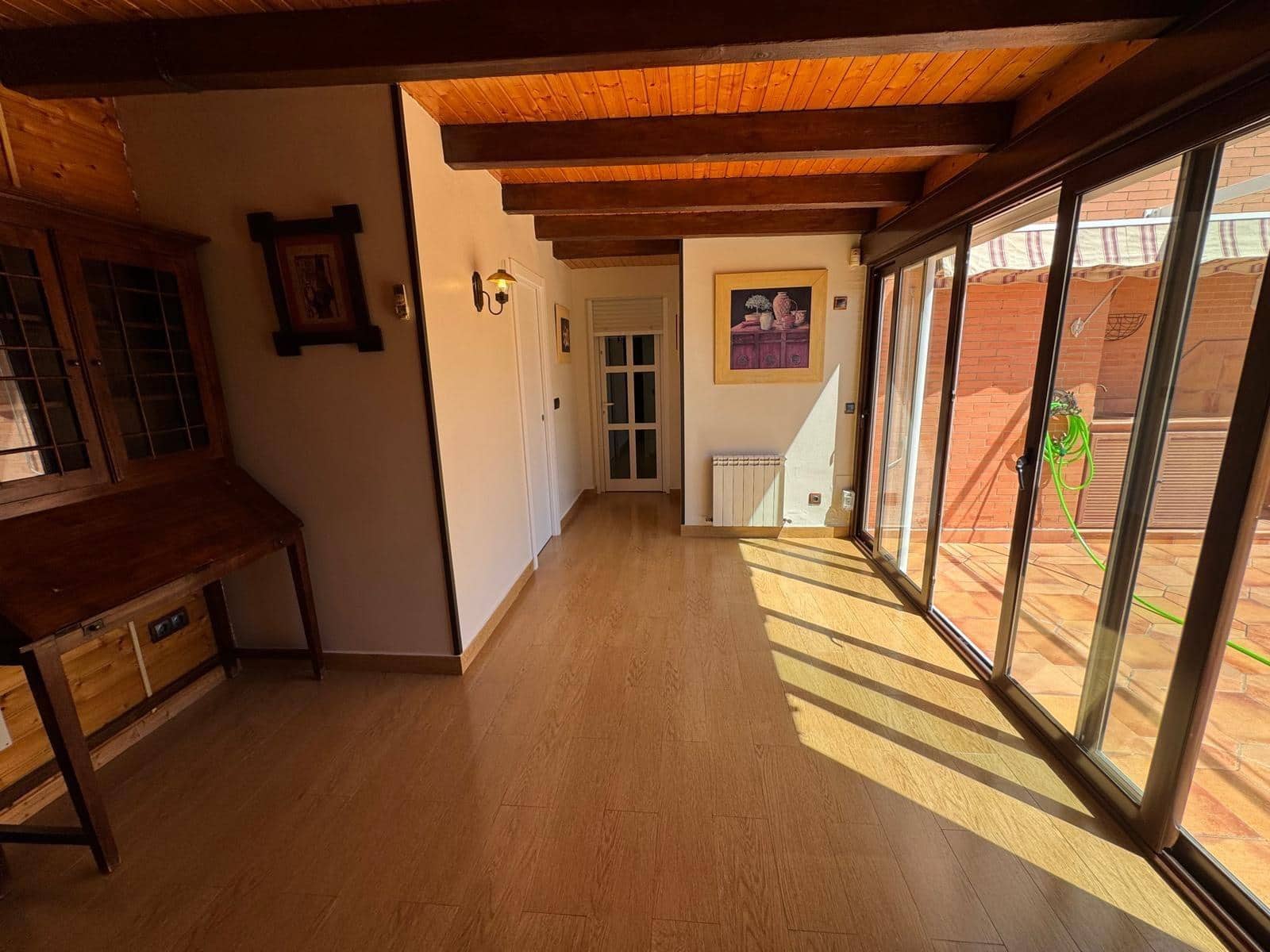 3 soveværelse Penthouse til leje i Sevilla by med swimmingpool garage - € 1.700 (Ref: 9427289)