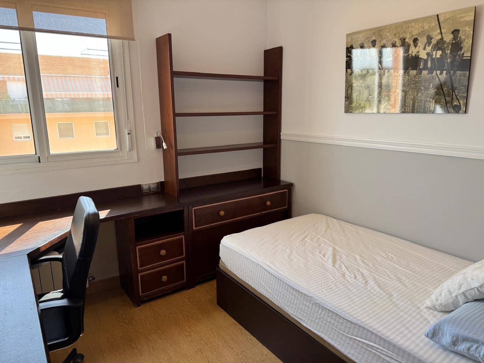 3 soveværelse Penthouse til leje i Sevilla by med swimmingpool garage - € 1.700 (Ref: 9427289)