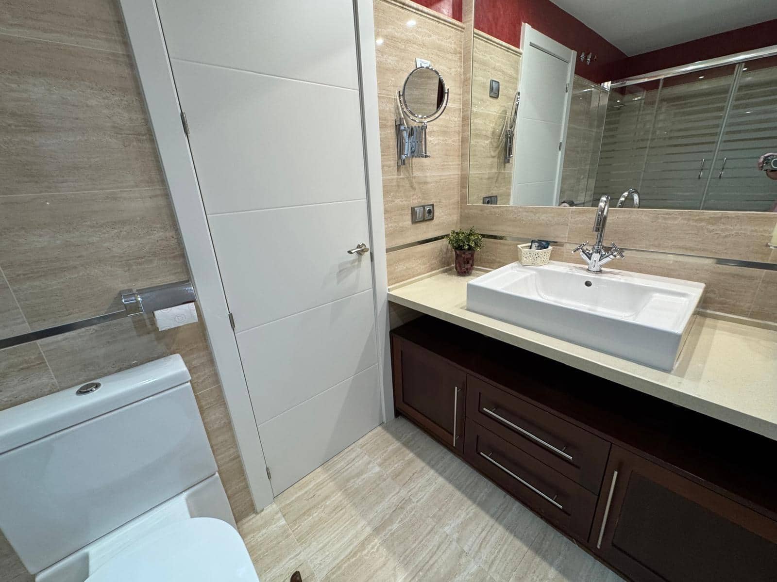 3 soveværelse Penthouse til leje i Sevilla by med swimmingpool garage - € 1.700 (Ref: 9427289)