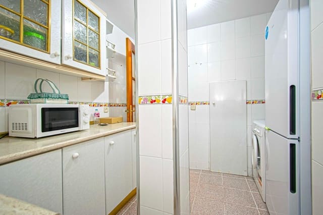 3 slaapkamer Flat te koop in Sevilla stad - € 180.000 (Ref: 9427290)