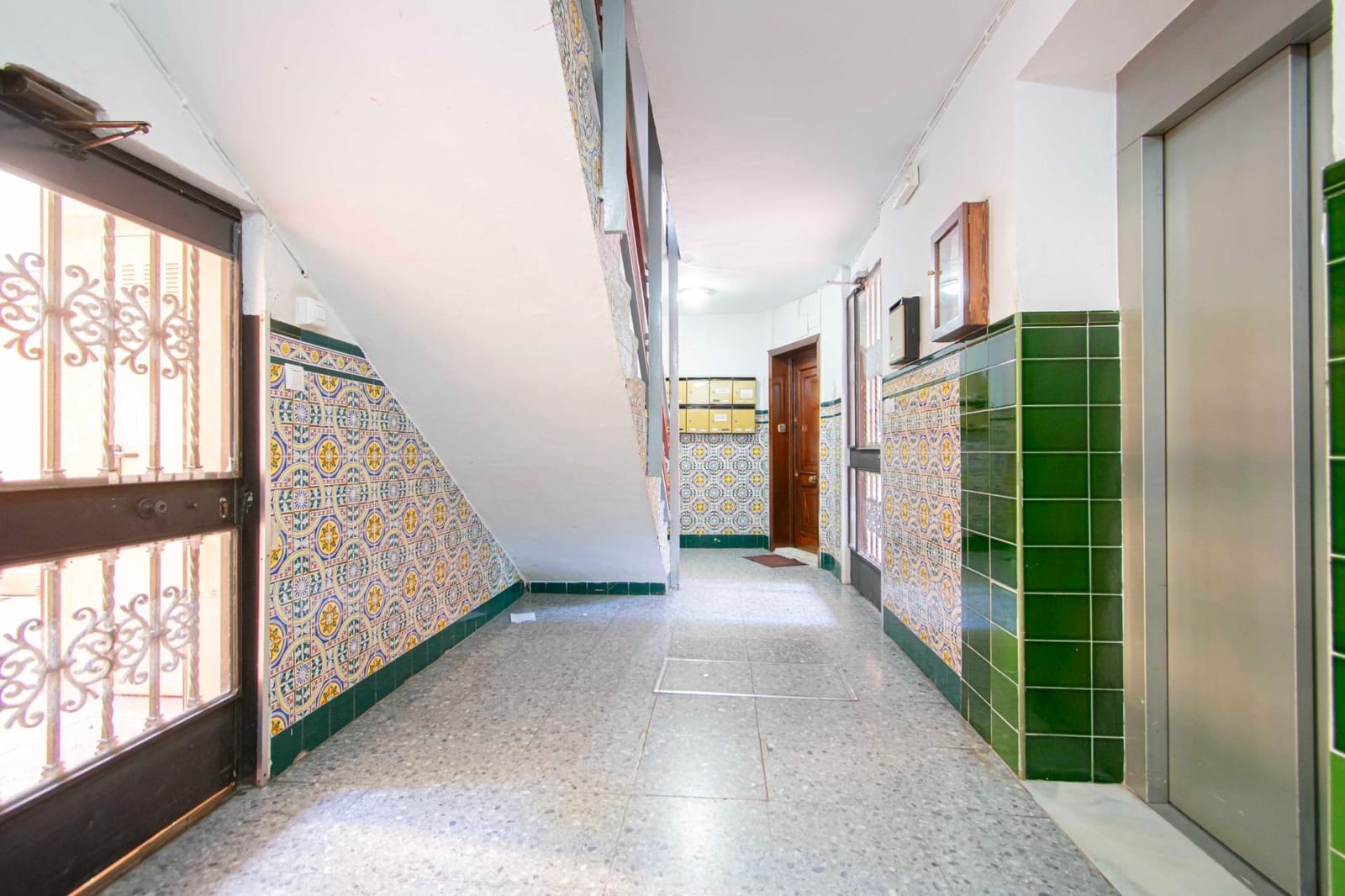 3 slaapkamer Flat te koop in Sevilla stad - € 180.000 (Ref: 9427290)