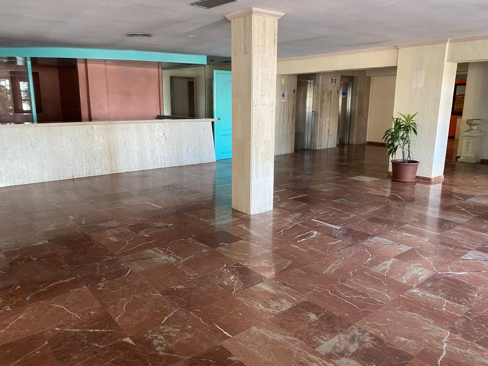 Studio for sale in Matalascanas with pool garage - € 109,990 (Ref: 9431125)