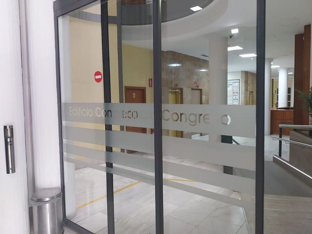 Kontor til salgs i Sevilla by - € 55 000 (Ref: 9431126)