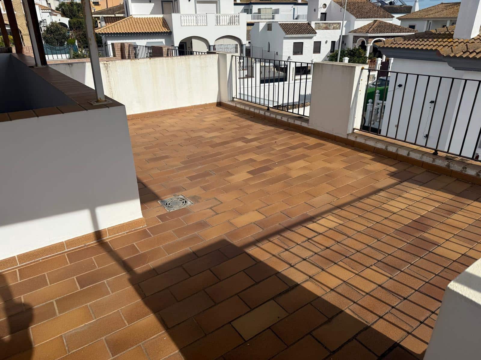 3 soverom Kjedet enebolig til salgs i Ayamonte med garasje - € 259 000 (Ref: 9431129)