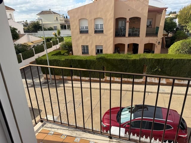 Pareado de 3 habitaciones en Ayamonte en venta con garaje - 239.000 € (Ref: 9431129)