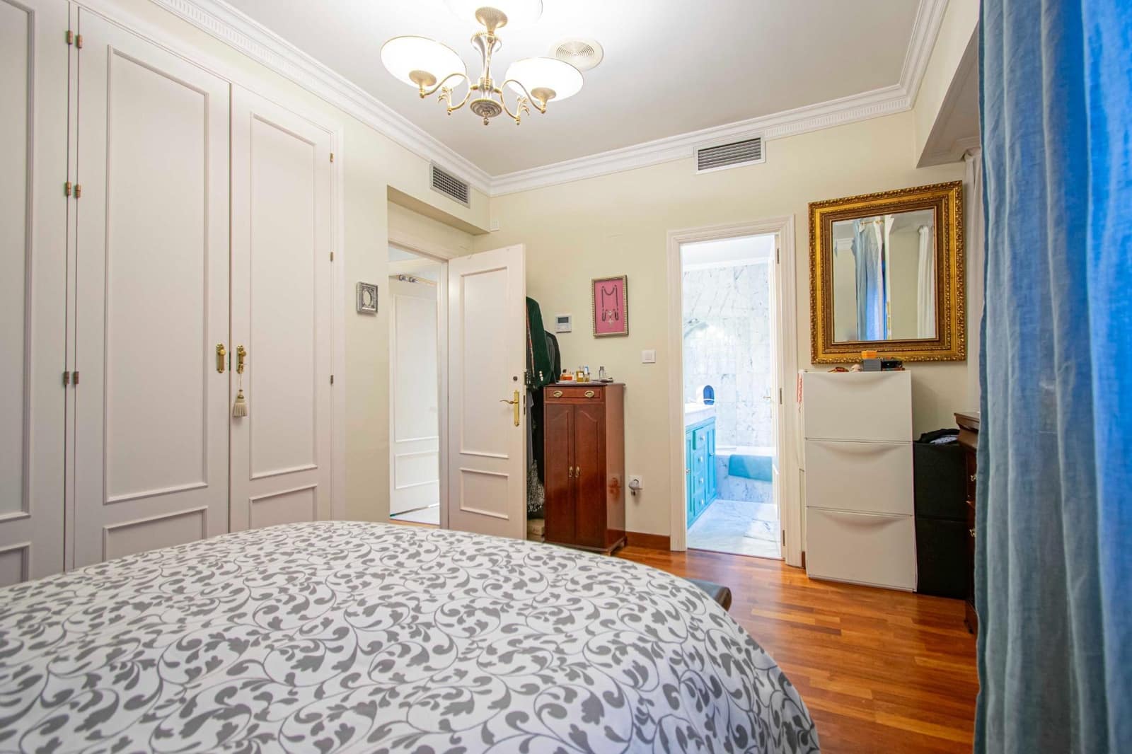 5 sypialnia Dom blizniak na sprzedaż w Miasto Sewilla - 750 000 € (Ref: 9433505)