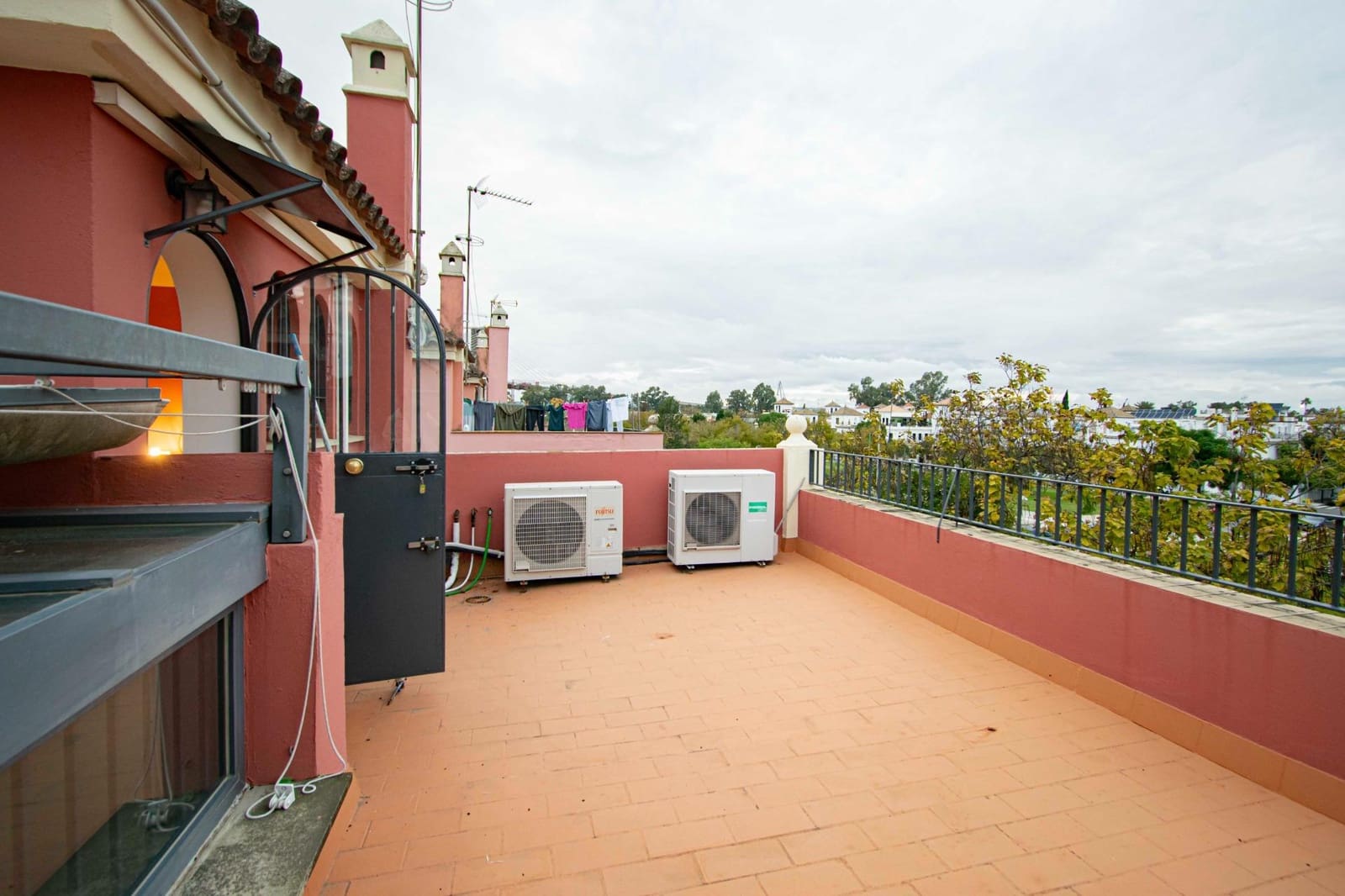 5 sypialnia Dom blizniak na sprzedaż w Miasto Sewilla - 750 000 € (Ref: 9433505)