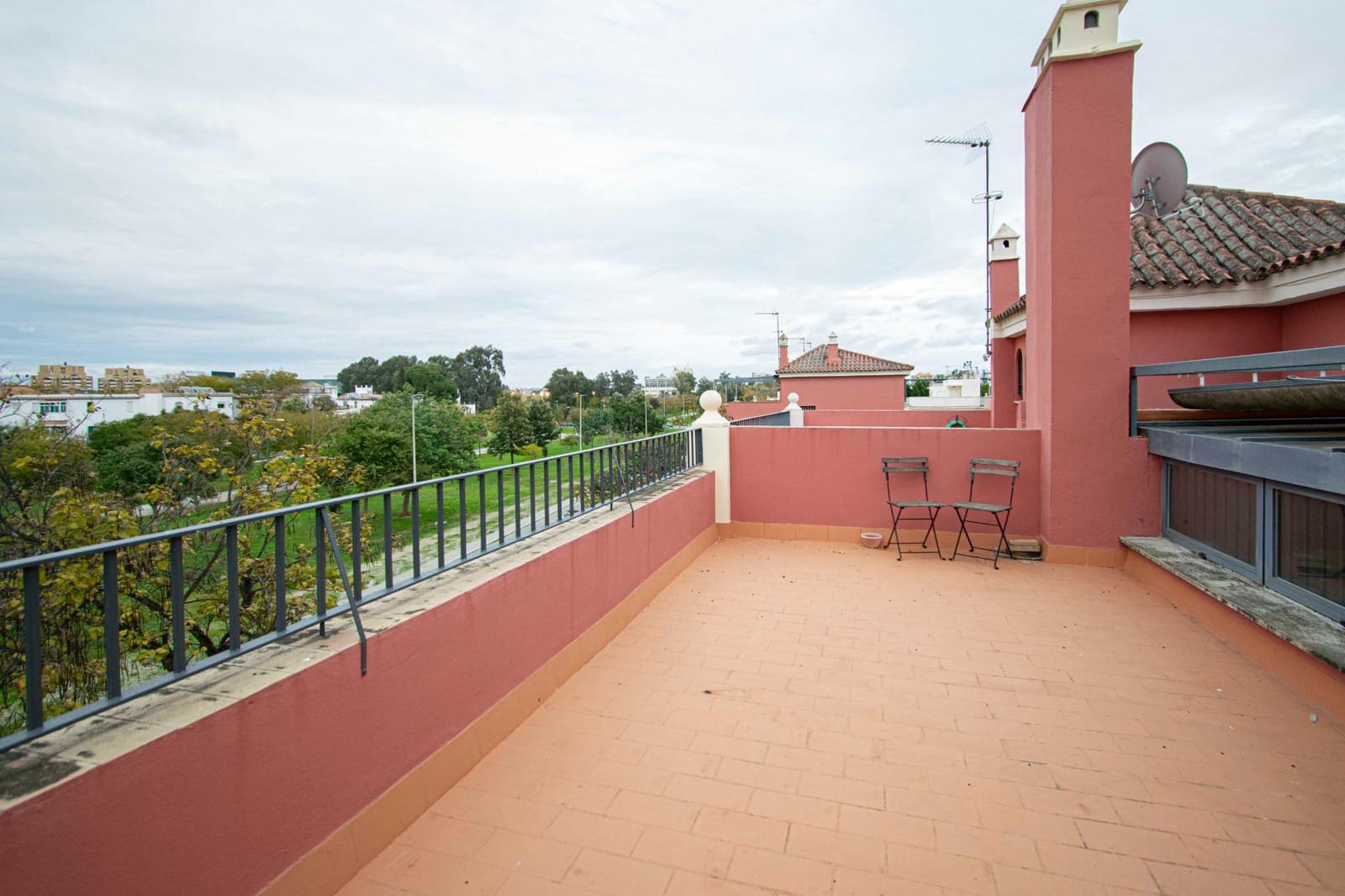 5 sypialnia Dom blizniak na sprzedaż w Miasto Sewilla - 750 000 € (Ref: 9433505)