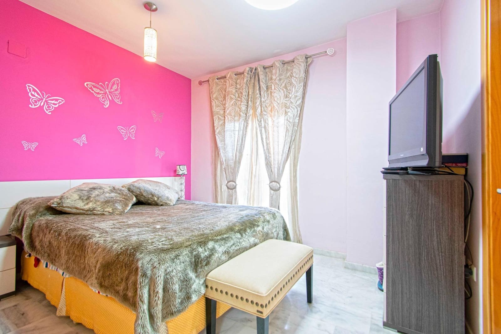 3 chambre Villa/Maison Mitoyenne à vendre à Montequinto avec garage - 339 000 € (Ref: 9437185)