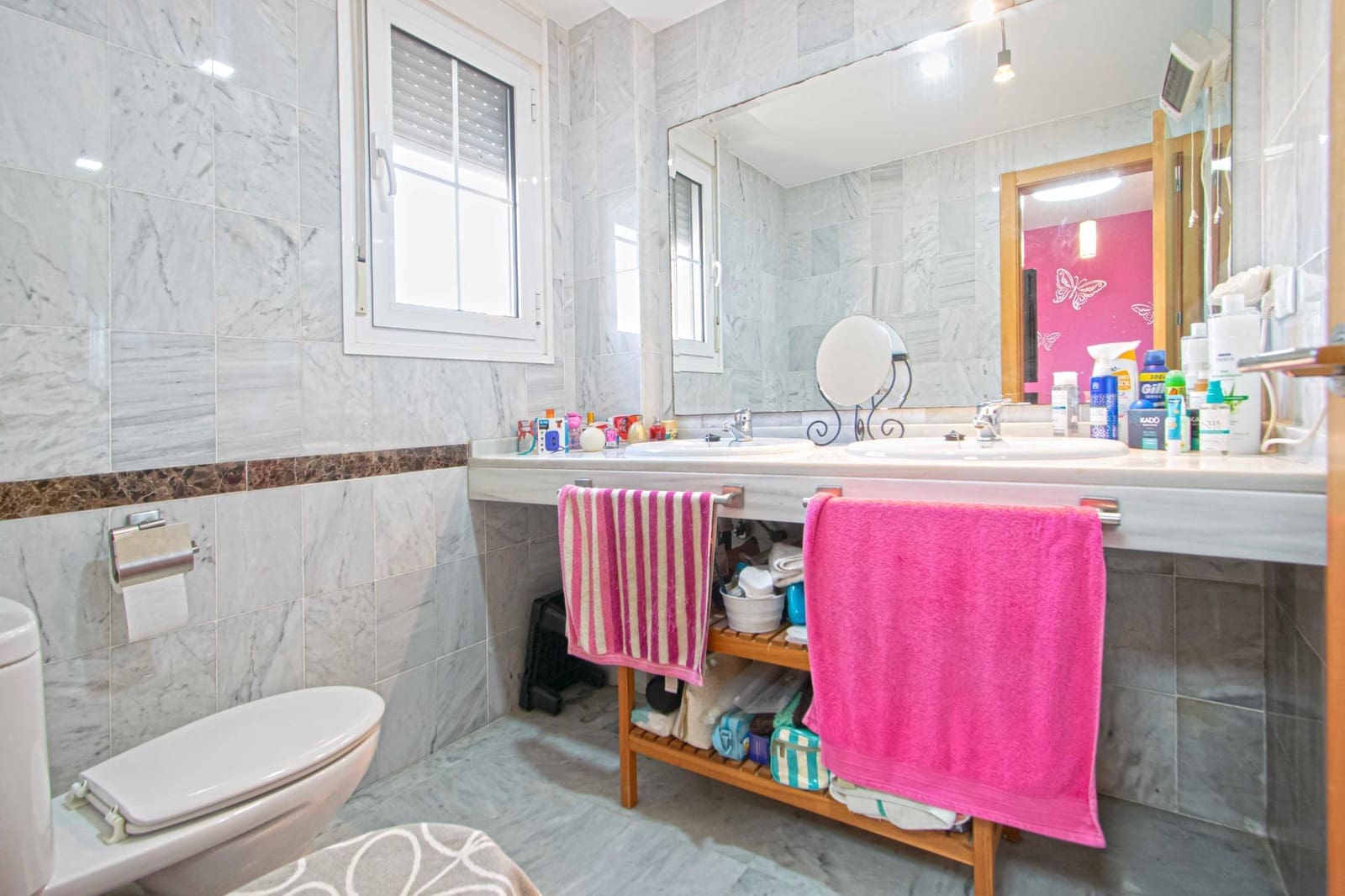 3 chambre Villa/Maison Mitoyenne à vendre à Montequinto avec garage - 339 000 € (Ref: 9437185)