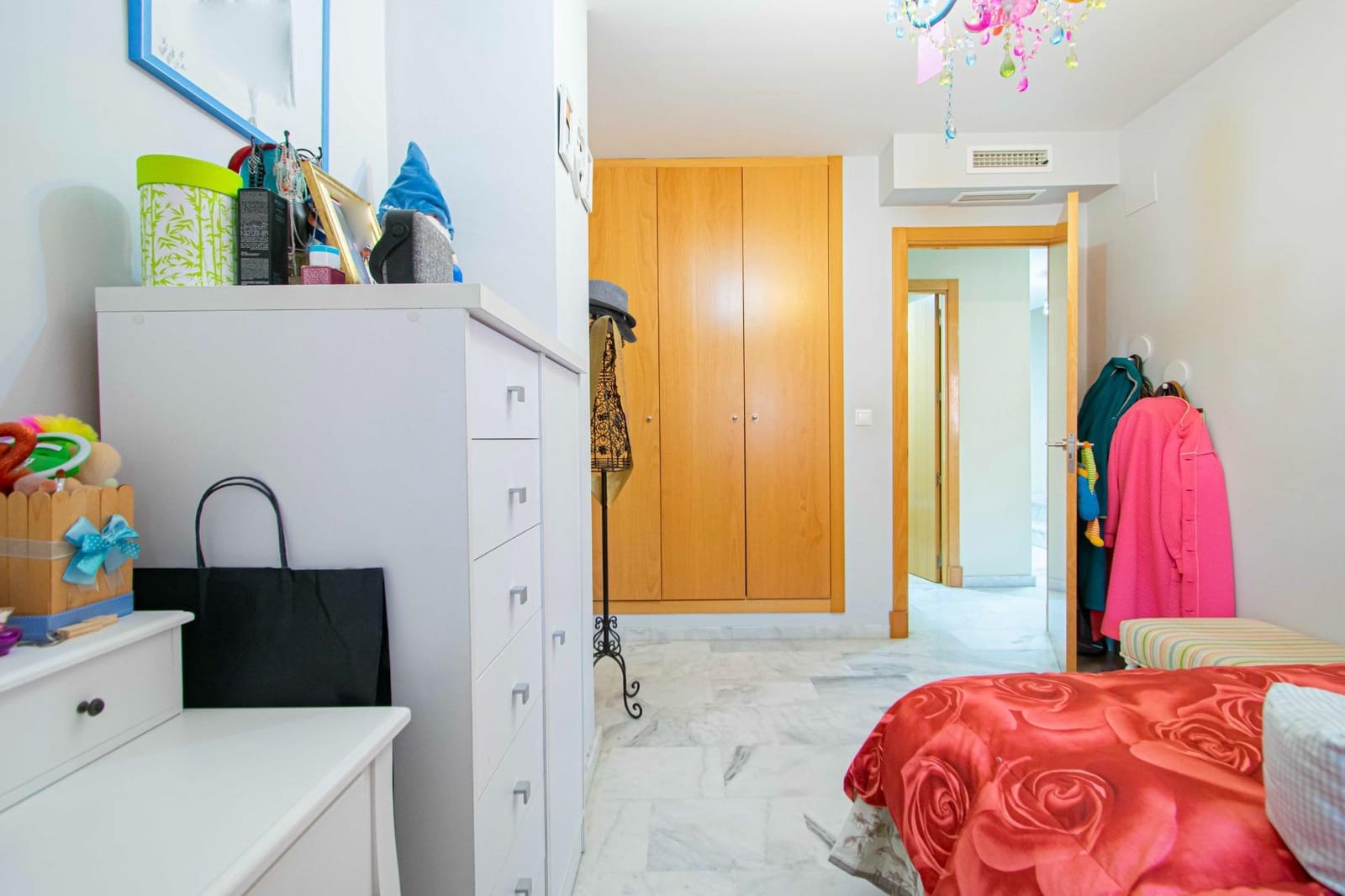 3 chambre Villa/Maison Mitoyenne à vendre à Montequinto avec garage - 339 000 € (Ref: 9437185)