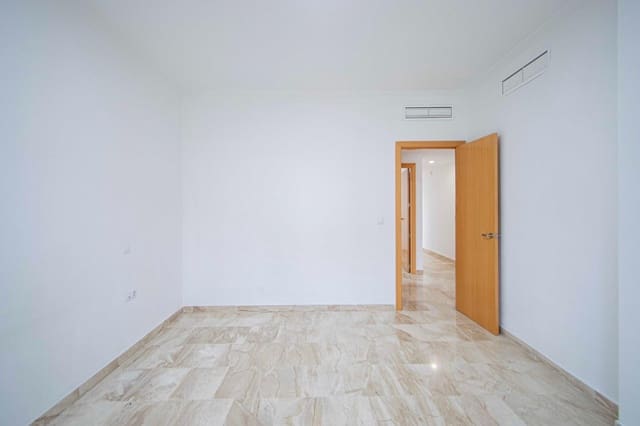 2 chambre Appartement à vendre à Alcalá del Río avec garage - 149 000 € (Ref: 9437186)