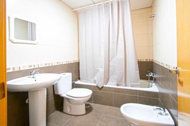 2 chambre Appartement à vendre à Alcalá del Río avec garage - 149 000 € (Ref: 9437186)