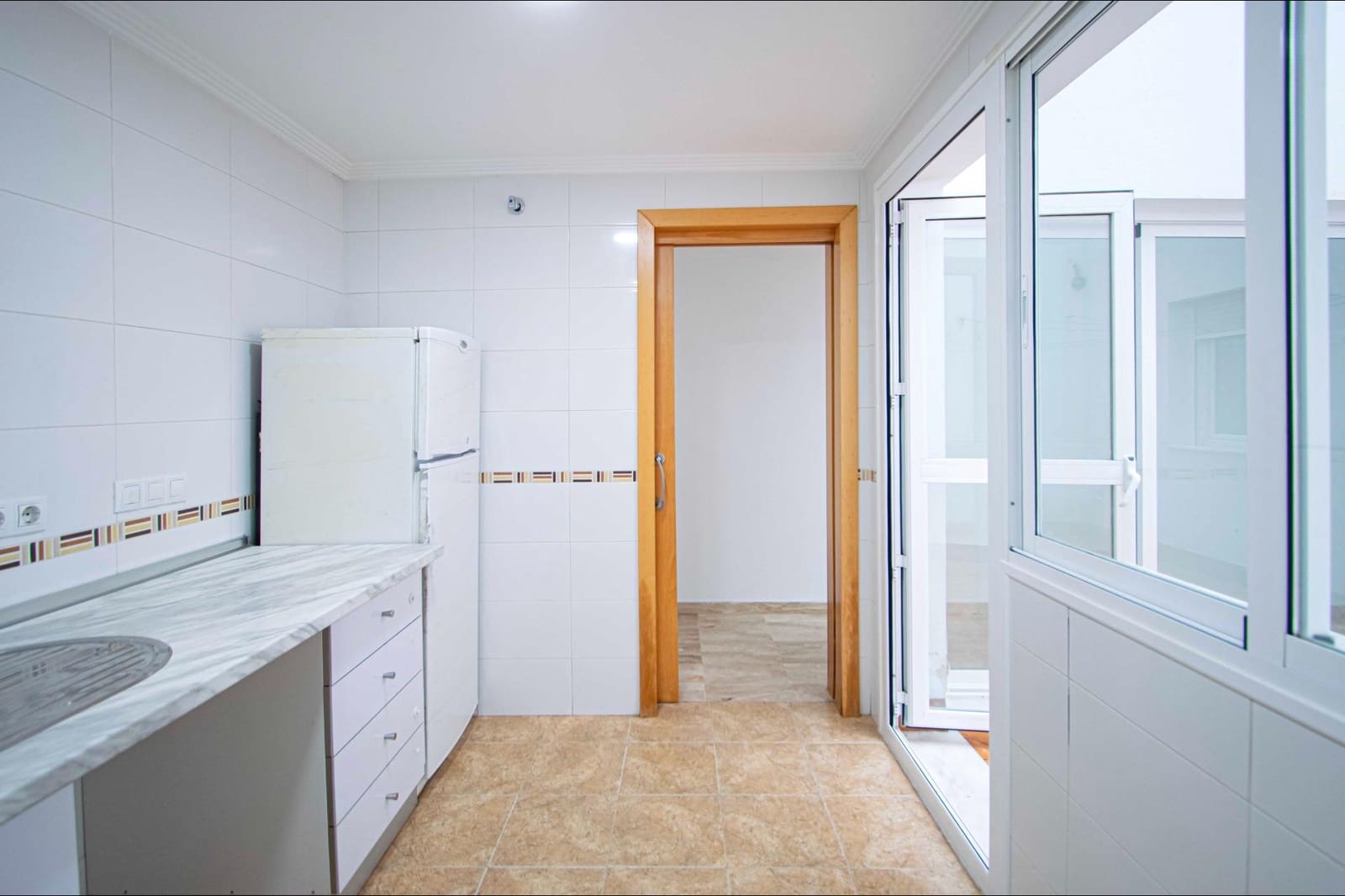 2 bedroom Apartment for sale in Alcala del Rio with garage - € 149,000 (Ref: 9437186)