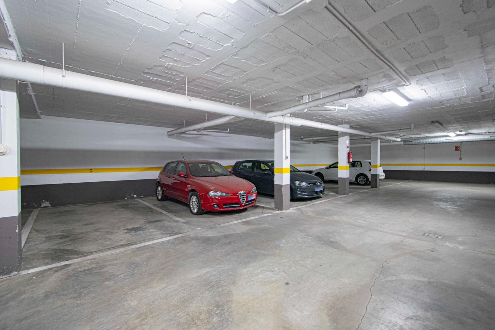 2 bedroom Apartment for sale in Alcala del Rio with garage - € 149,000 (Ref: 9437186)