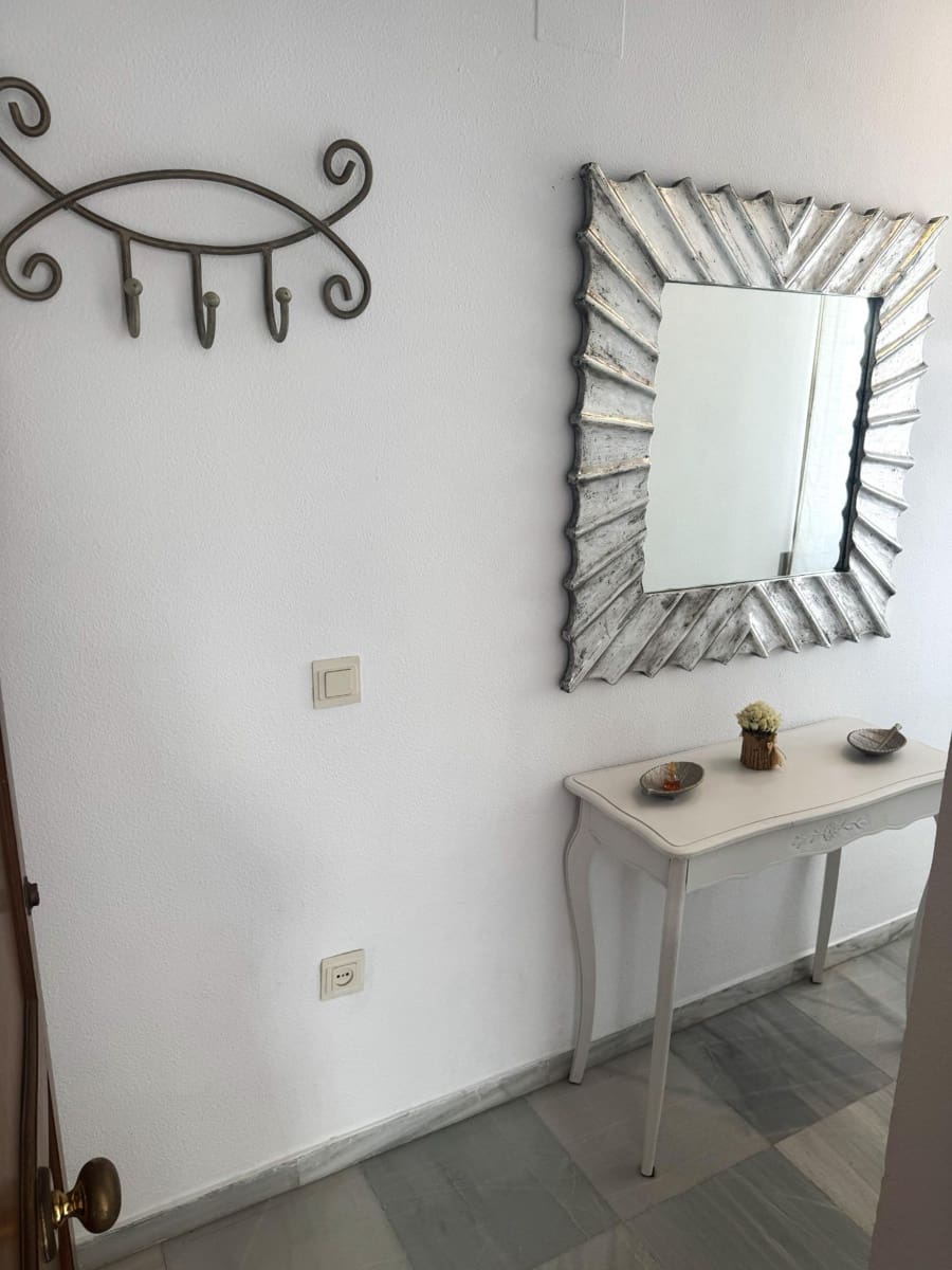 2 bedroom Flat for sale in El Puerto de Santa Maria - € 199,000 (Ref: 9437187)