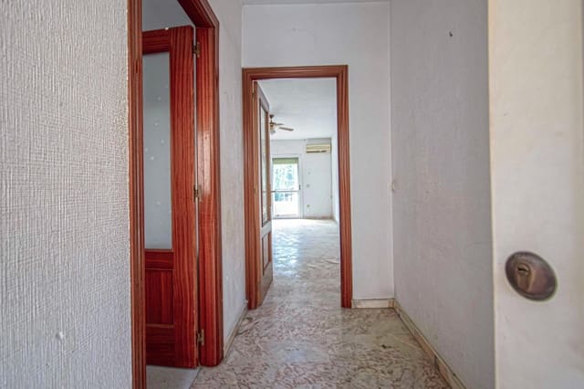 2 soverom Leilighet til salgs i Sevilla by med garasje - € 189 000 (Ref: 9437190)