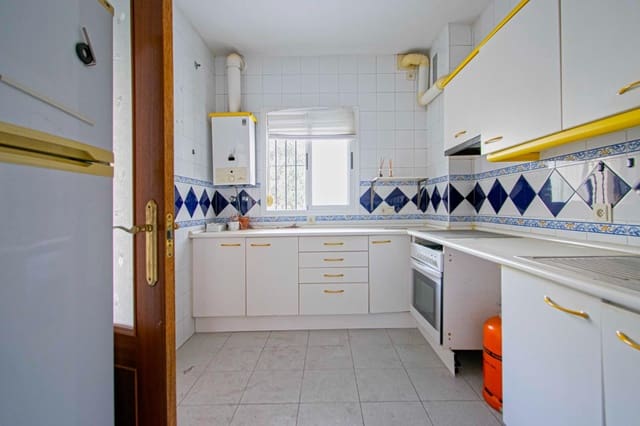 2 Zimmer Wohnung zu verkaufen in Sevilla Stadt mit Garage - 189.000 € (Ref: 9437190)