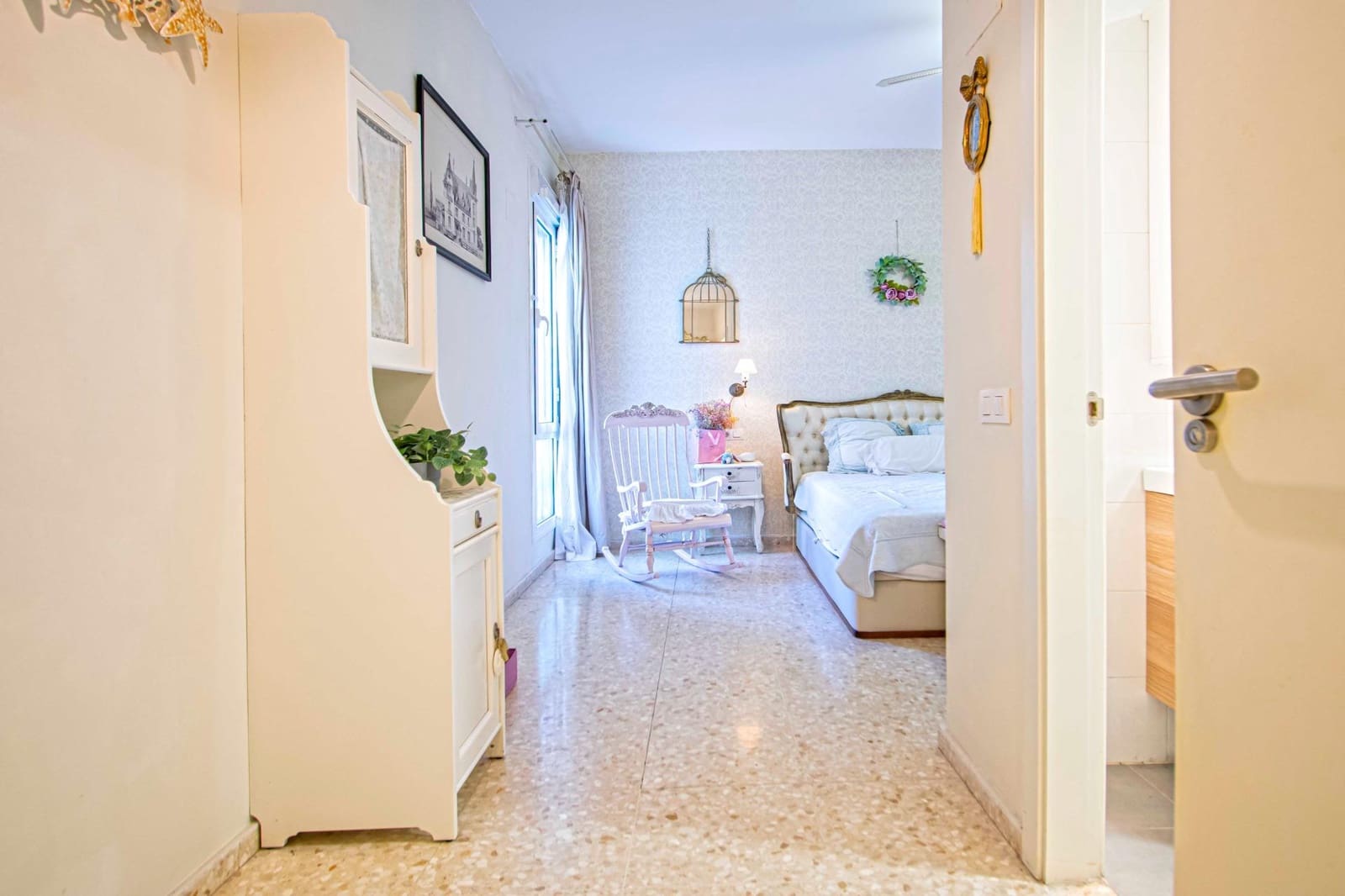 3 slaapkamer Flat te koop in Tomares met garage - € 245.000 (Ref: 9440599)