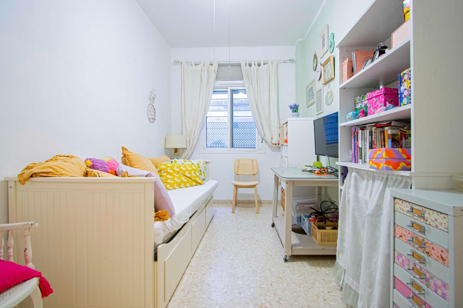 3 slaapkamer Flat te koop in Tomares met garage - € 245.000 (Ref: 9440599)