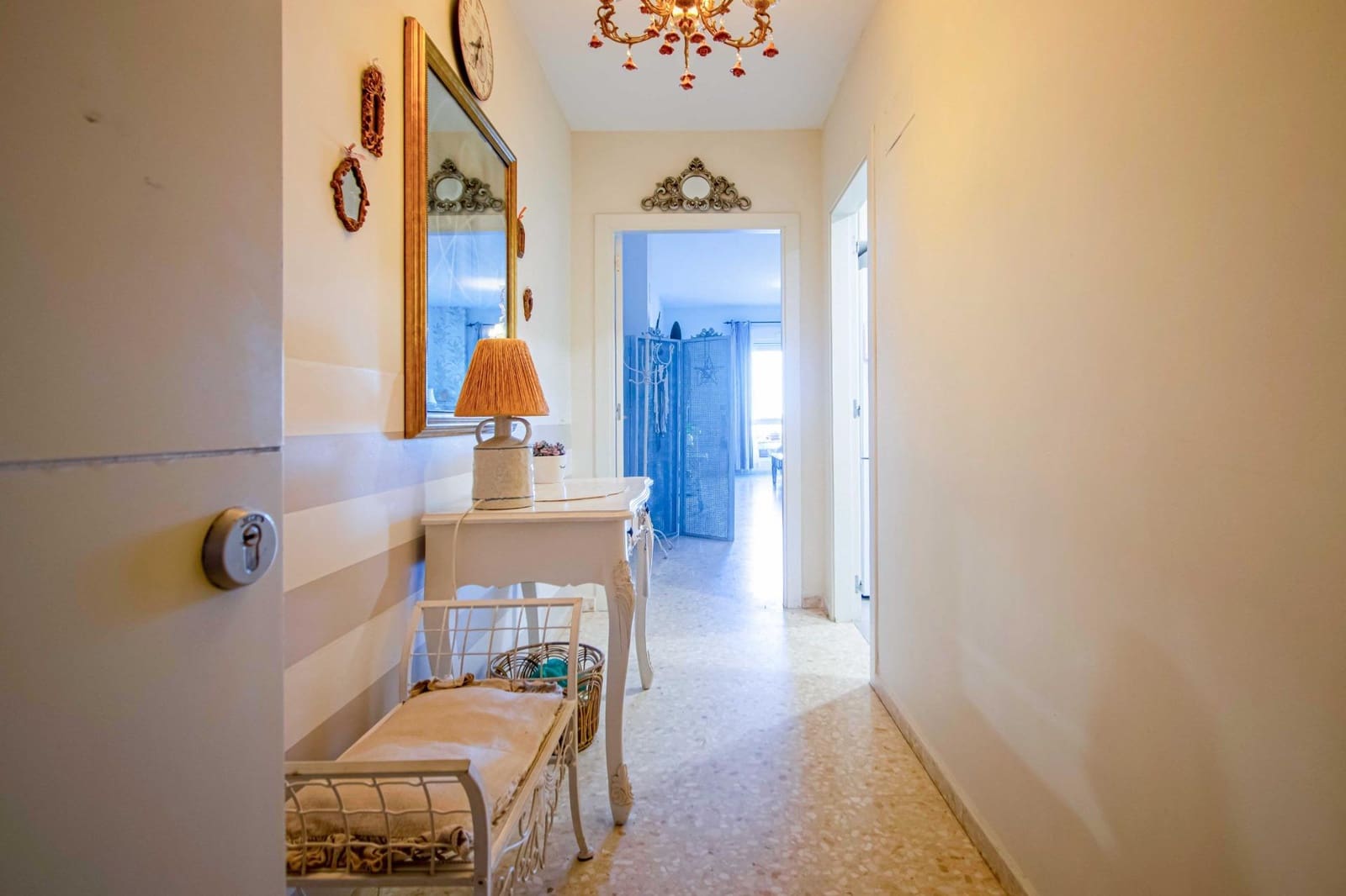 3 slaapkamer Flat te koop in Tomares met garage - € 245.000 (Ref: 9440599)